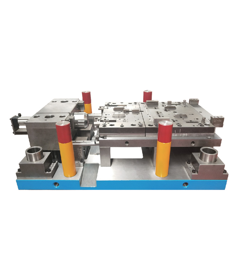 沖裁、卷圓、鉚接一次性形成智能自動沖壓模具